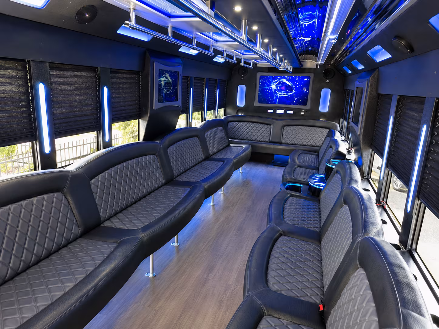 bus rentals for outdoor and waterfront wedding venues near north port
