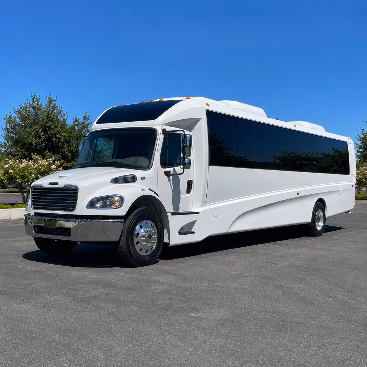 north port 30 passenger minibus