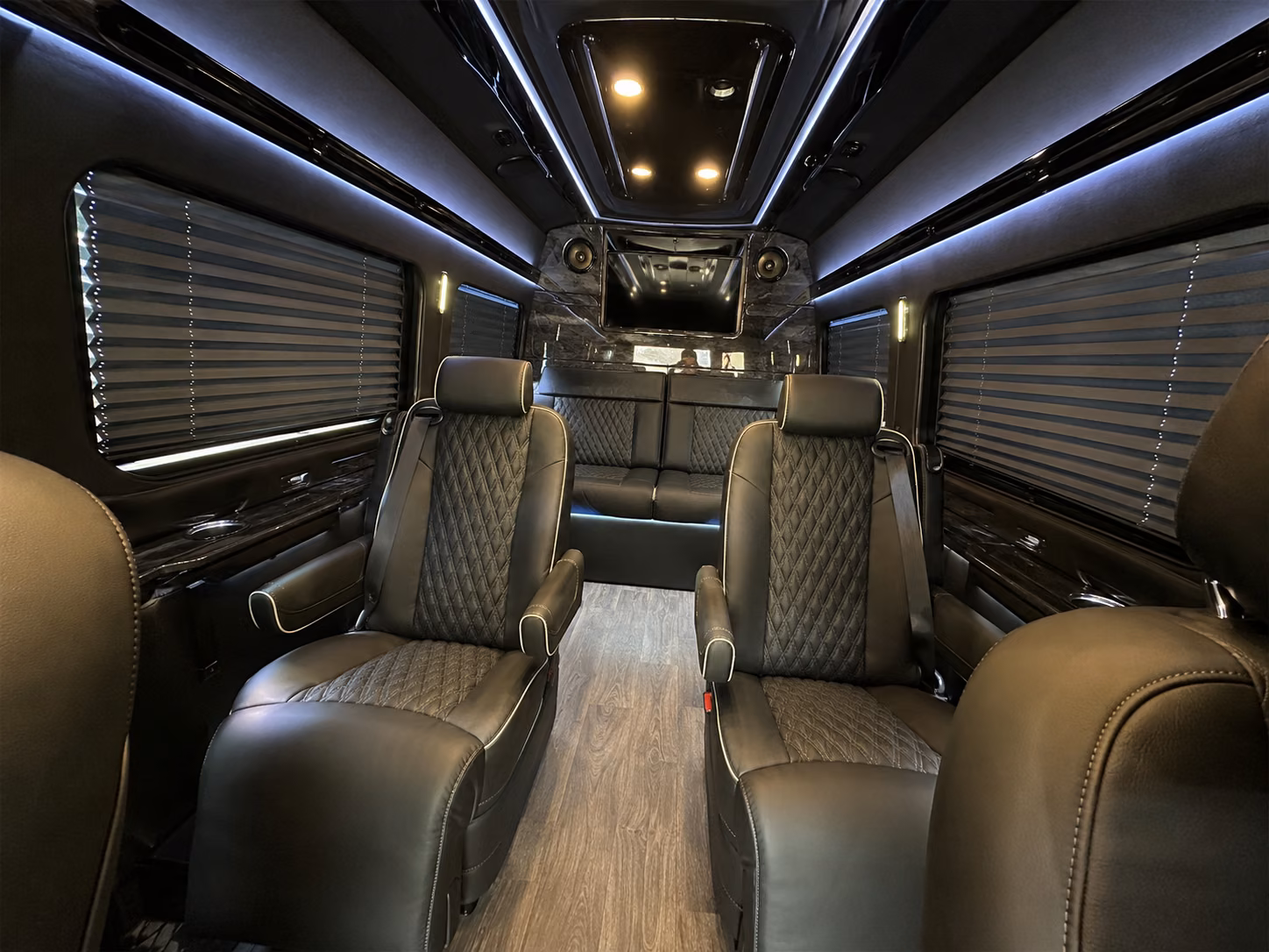 sprinter vans and minibuses for small group and specialty field trips in north port